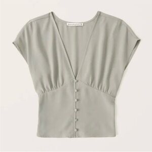 NWT Abercrombie & Fitch Light Green Dolman Sleeve Button Up Blouse